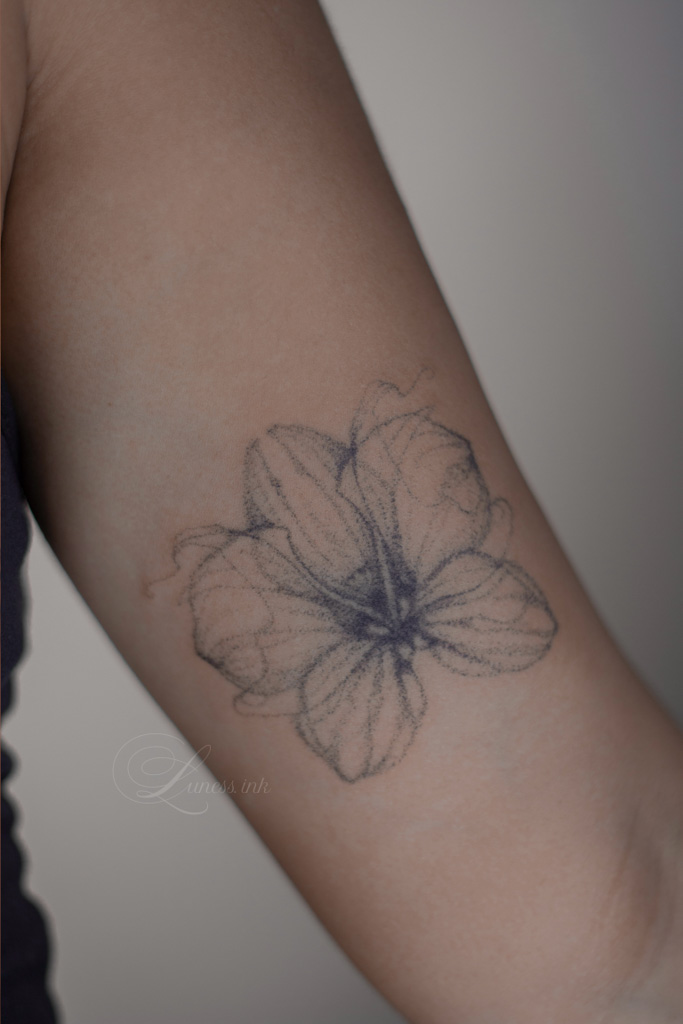 Handpoke Tattoo – Beispielmotiv